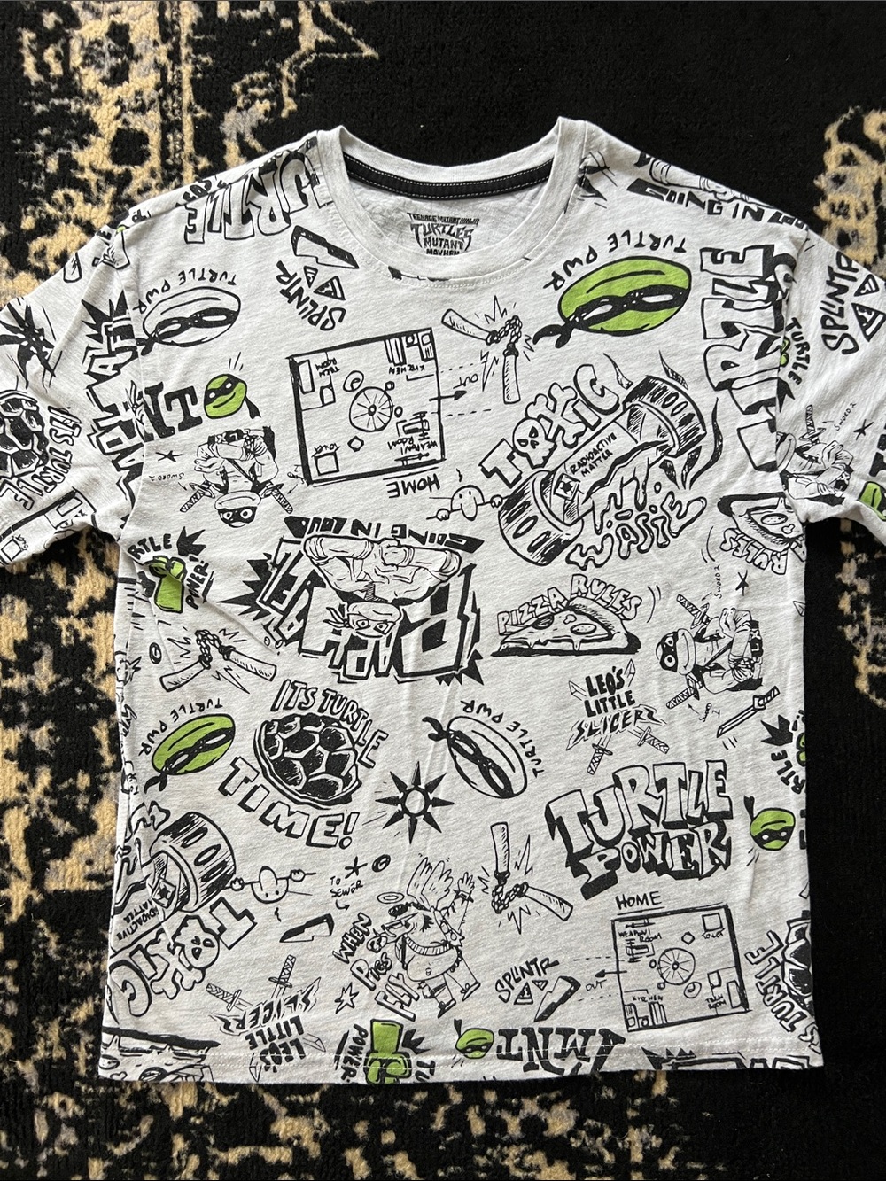 Teenage Mutant Ninja Turtles youth tee -medium